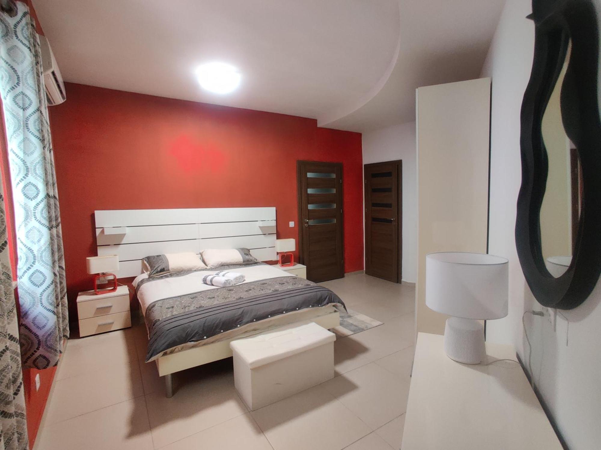 Depiro Point Deluxe - Modern, Designer 2 Minutes Away From Popular Seafront Sliema