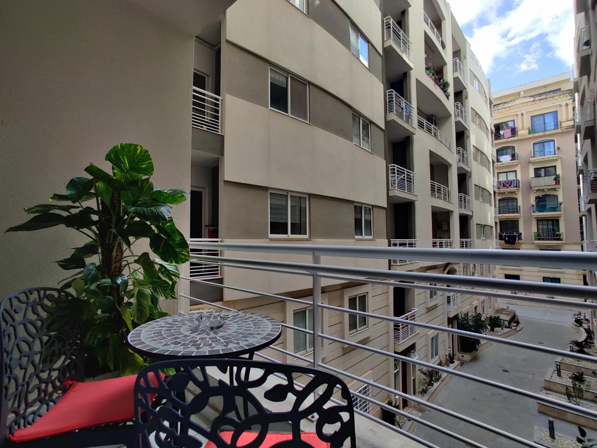 Apartment Depiro Point Deluxe - Modern, Designer 2 Minutes Away From Popular Seafront *