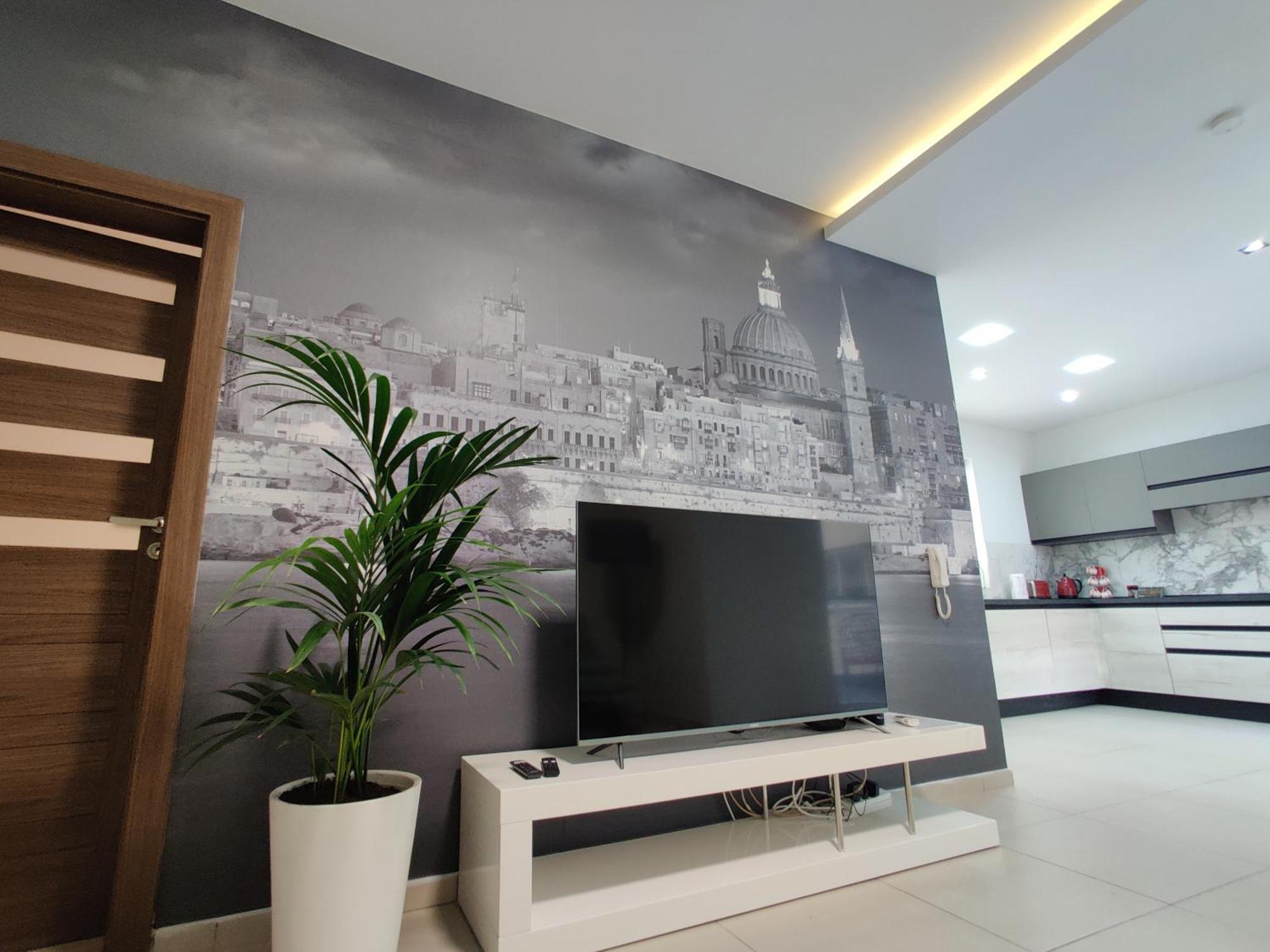 Depiro Point Deluxe - Modern, Designer 2 Minutes Away From Popular Seafront Apartment *