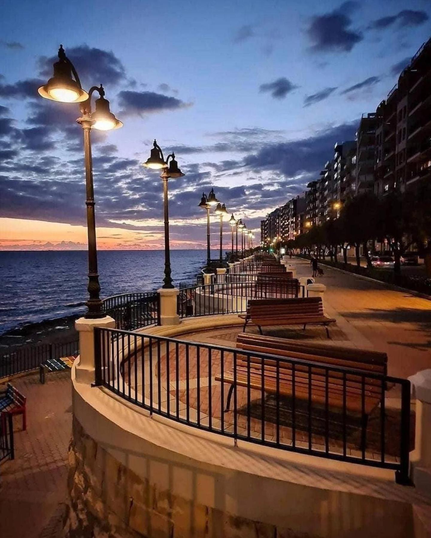 Apartment Depiro Point Deluxe - Modern, Designer 2 Minutes Away From Popular Seafront *