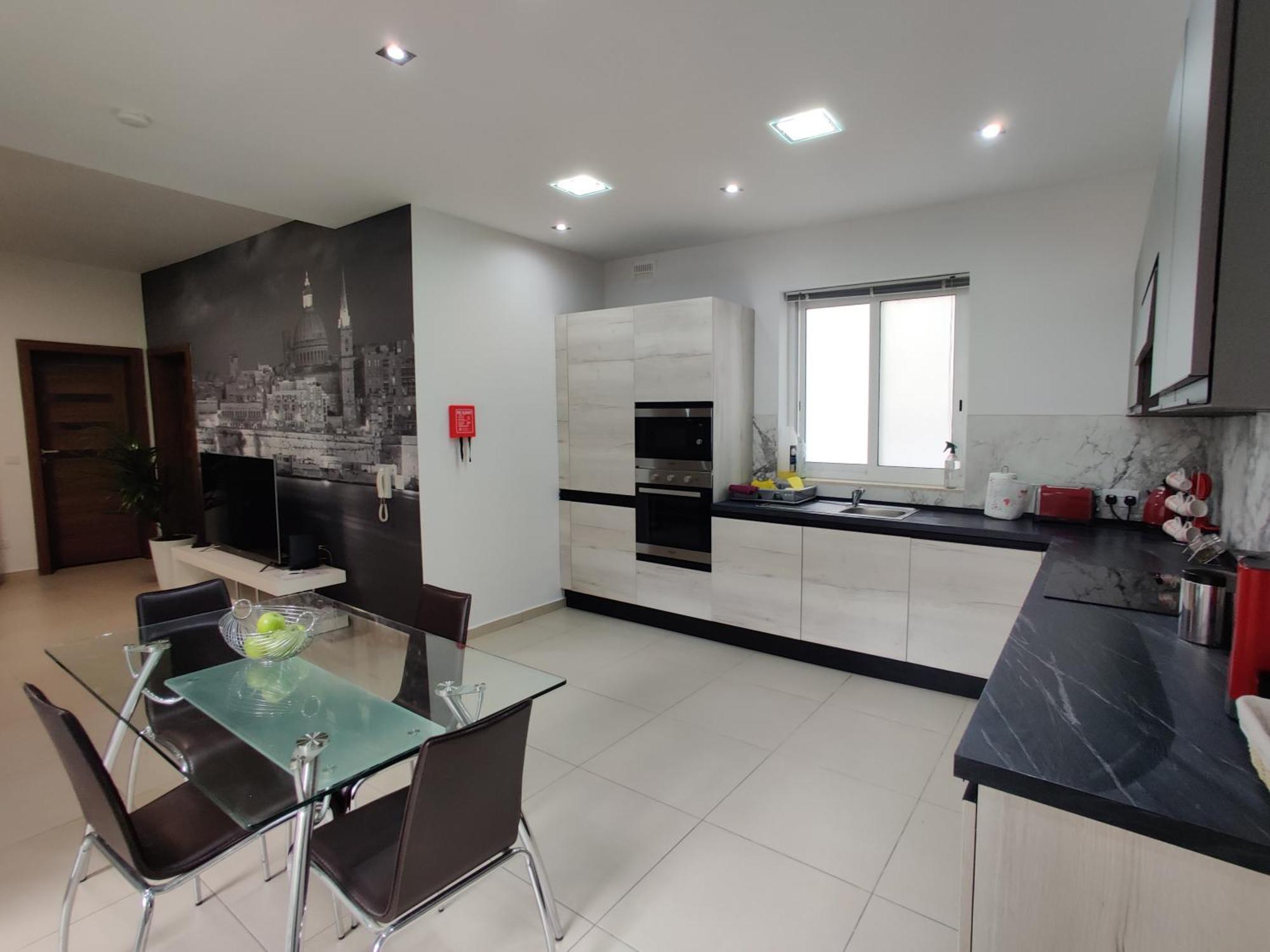 Apartment Depiro Point Deluxe - Modern, Designer 2 Minutes Away From Popular Seafront